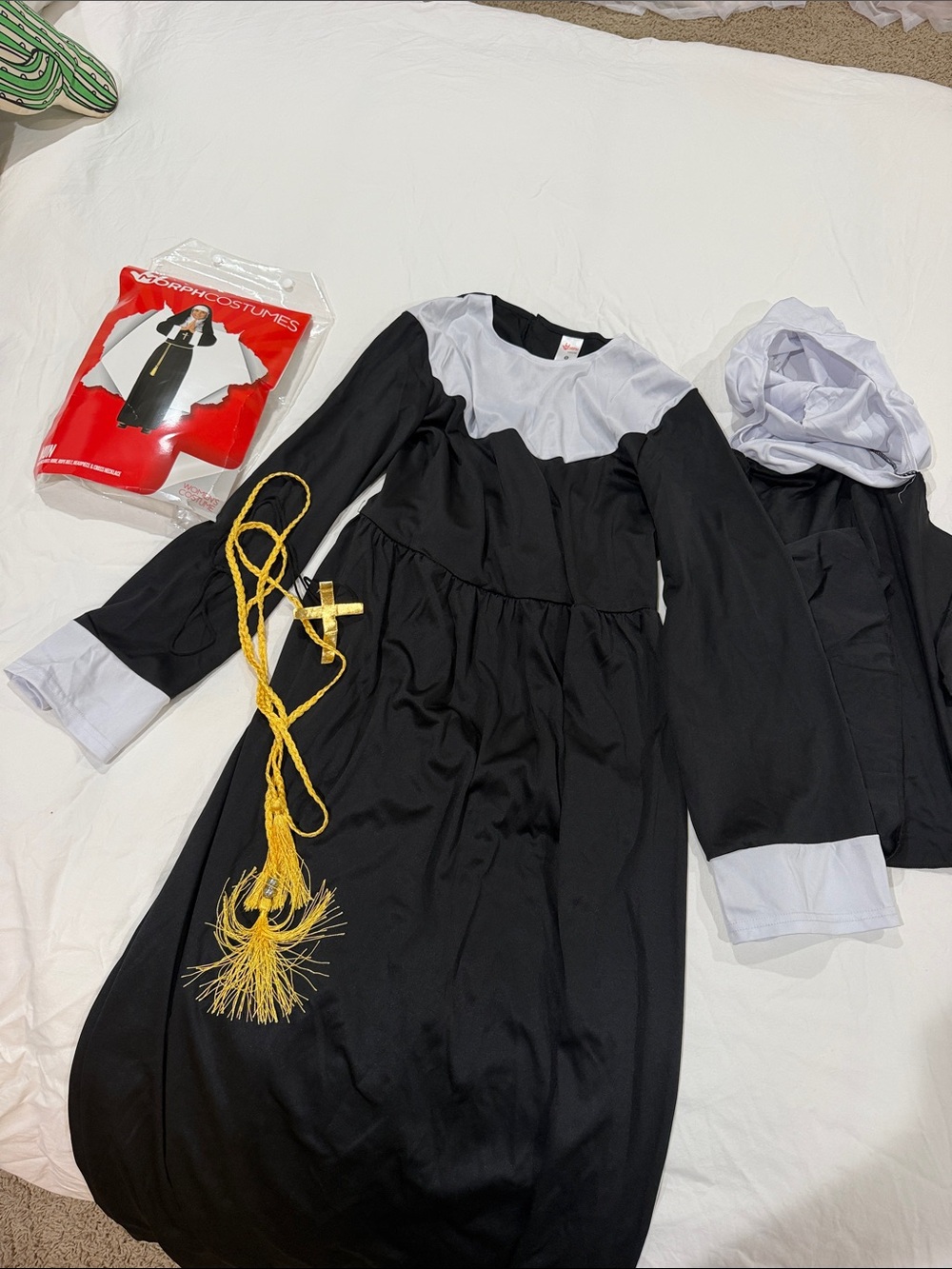 Adult Nun Costume Dress with White Collar and Hood - Black SMALL